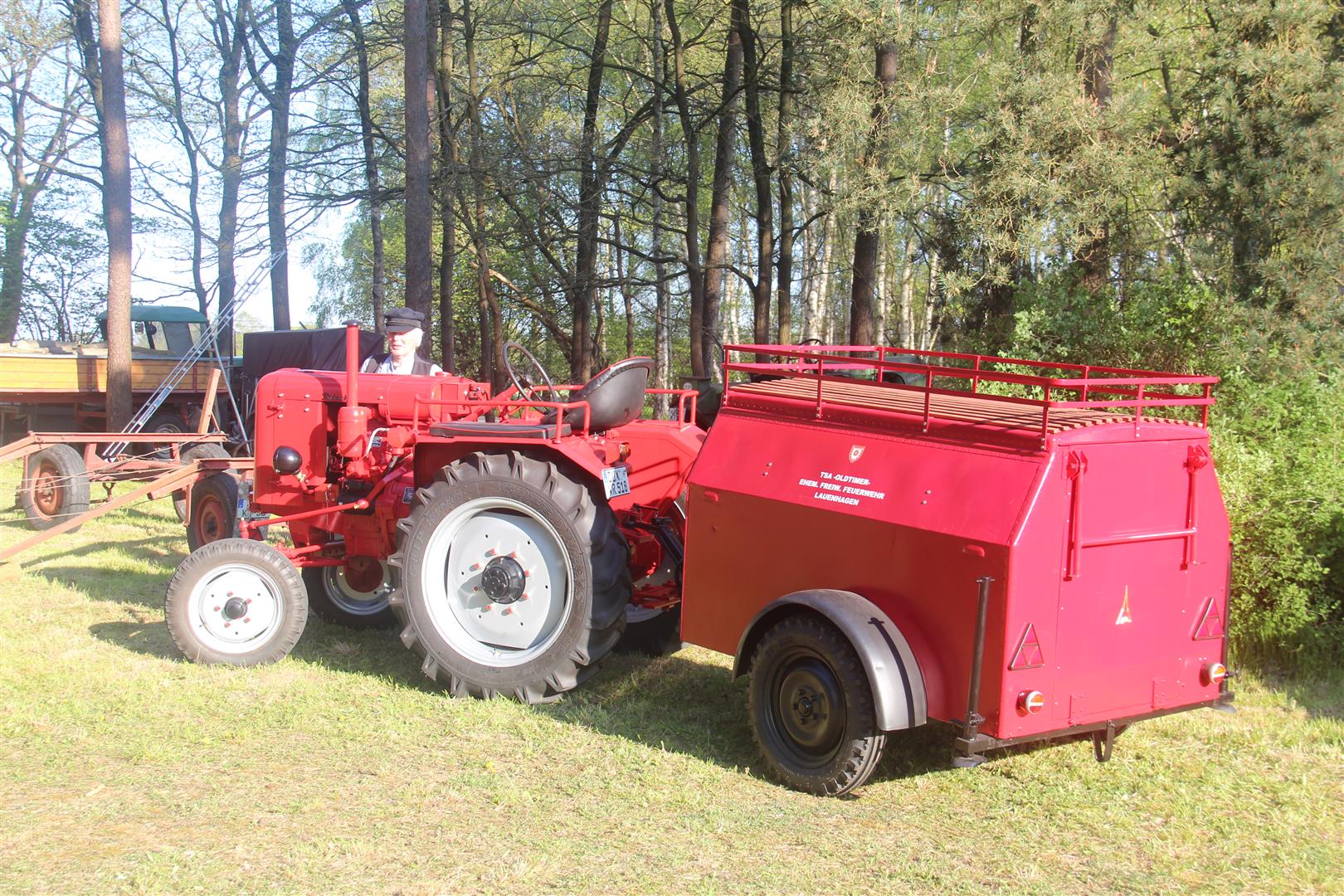Ritscher 518 mit Feuerwehranhänger 