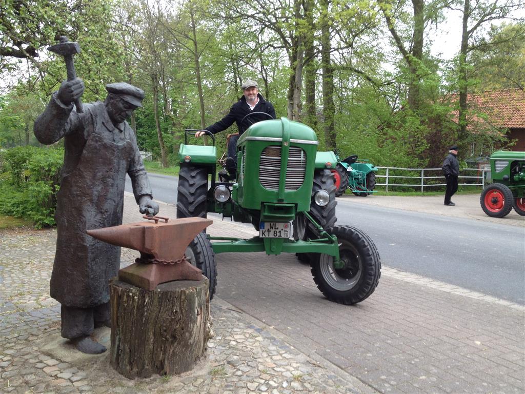 Thorsten auf seinem 832