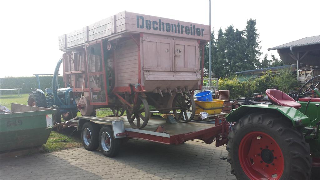 knapp wird es zwischen Spreugebläse und Kotflügel