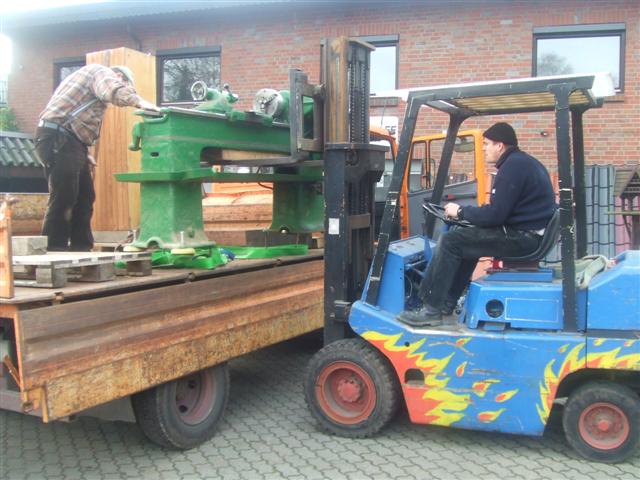 Drehbank auf 7,5 Tonner