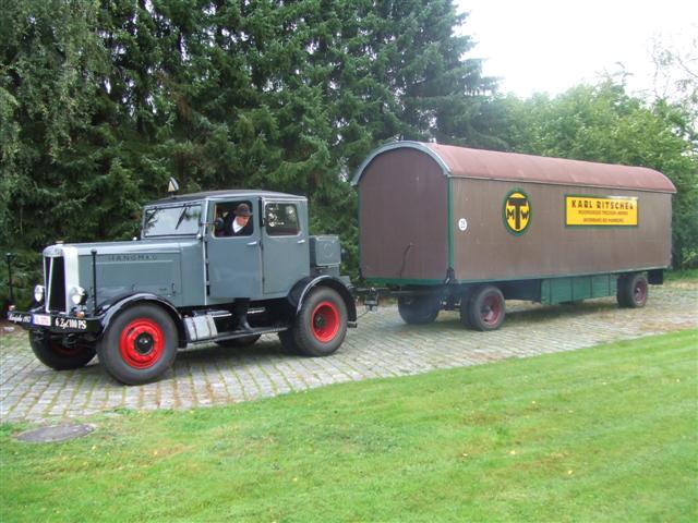Hanomag ST100 mit Packwagen