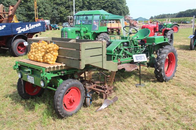 Kartoffellegemaschine