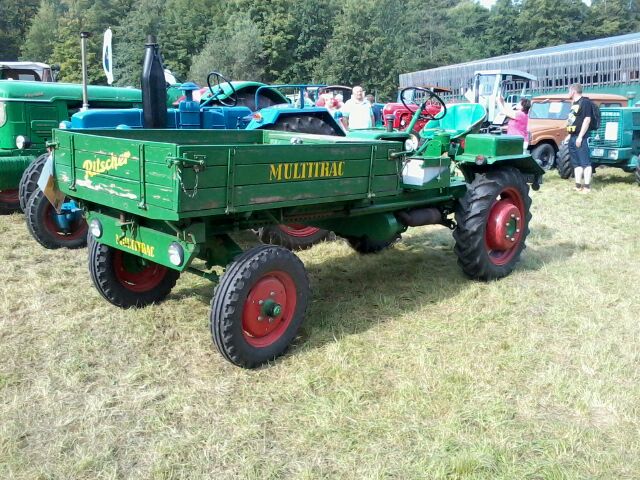 Multitrac 517G