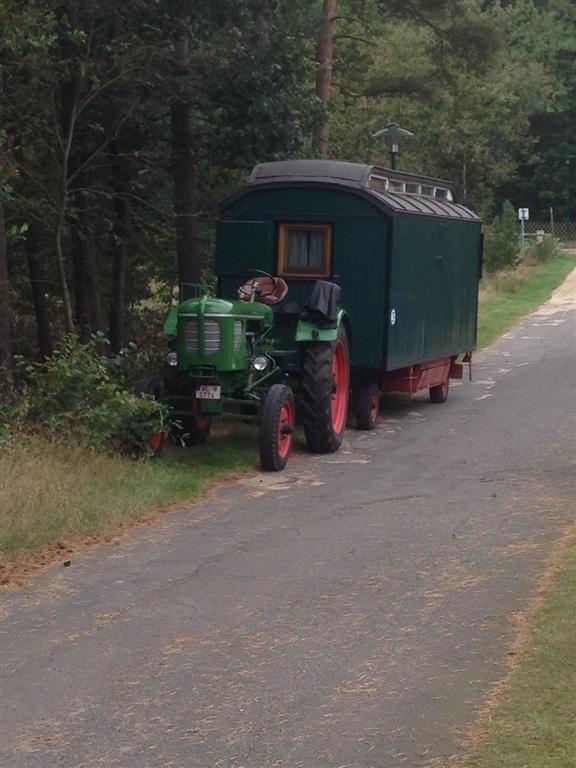 Nicos 936 samt Bauwagen