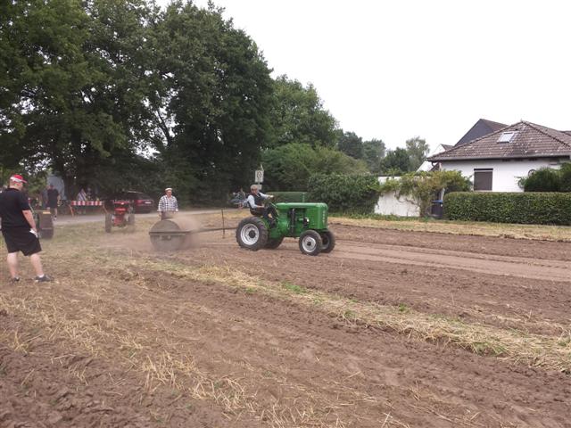 Schmalspur vor der Betonwalze