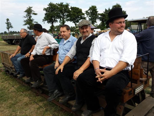 Ritscher Freunde auf der Feldbahn