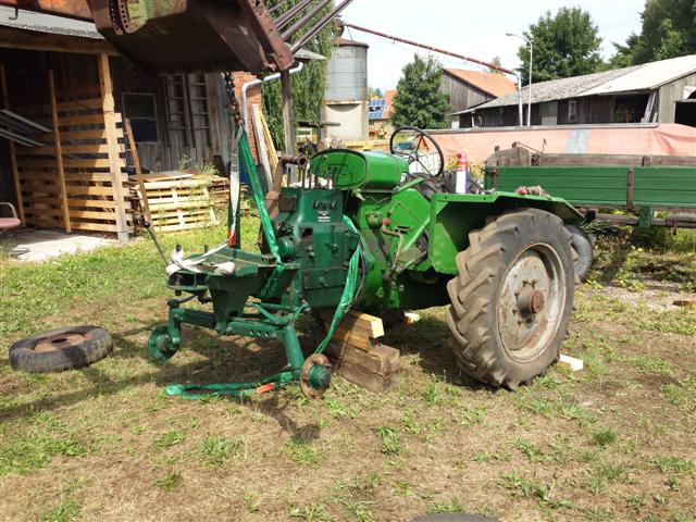 Vorderachse am Motor