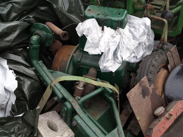 Motor und Vorderachse